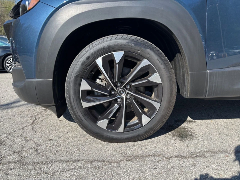 2025 Mazda CX-50 - Image 29 of 31