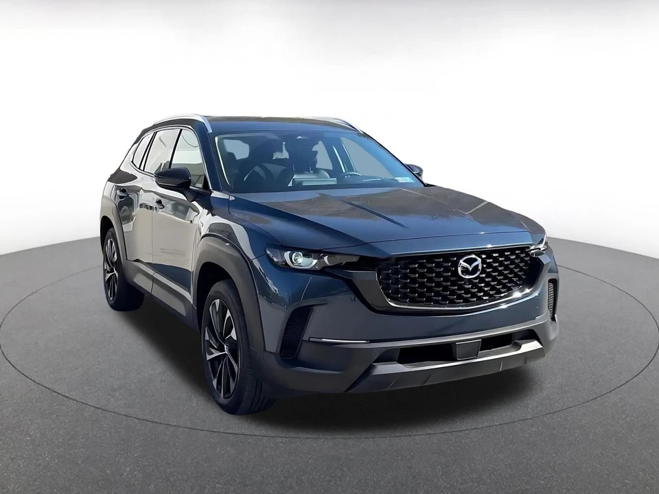 2025 Mazda CX-50 - Image 3 of 31