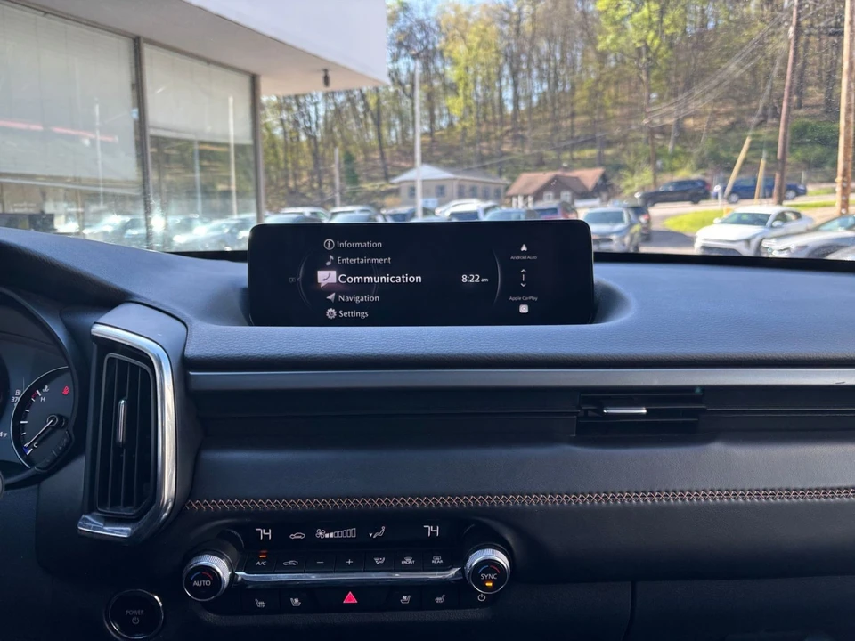 2025 Mazda CX-50 - Image 16 of 31