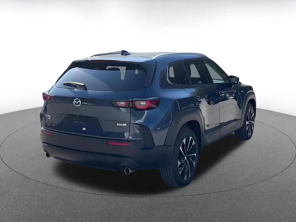 2025 Mazda CX-50 - Image 13 of 31