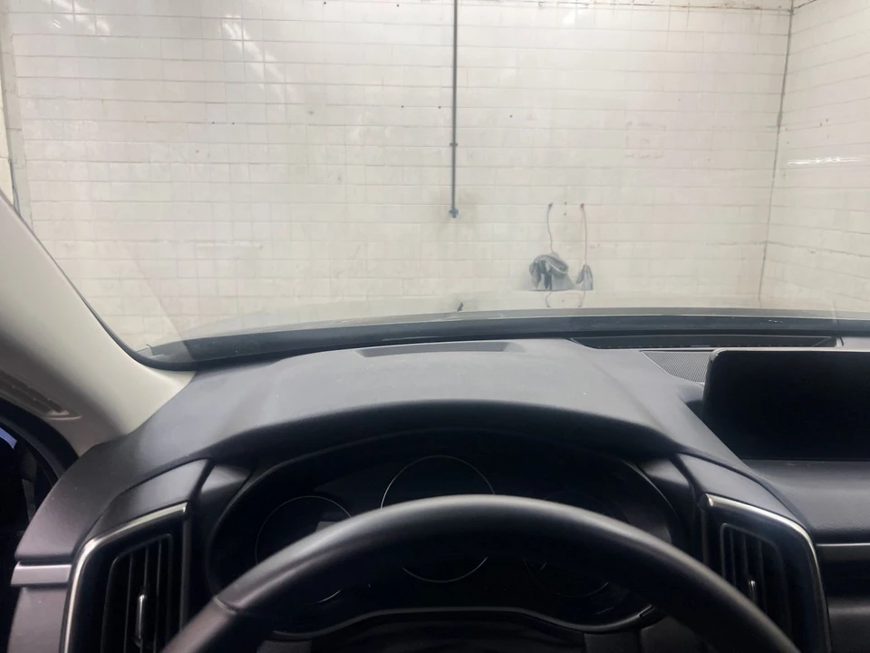 2025 Mazda CX-50 - Image 28 of 31