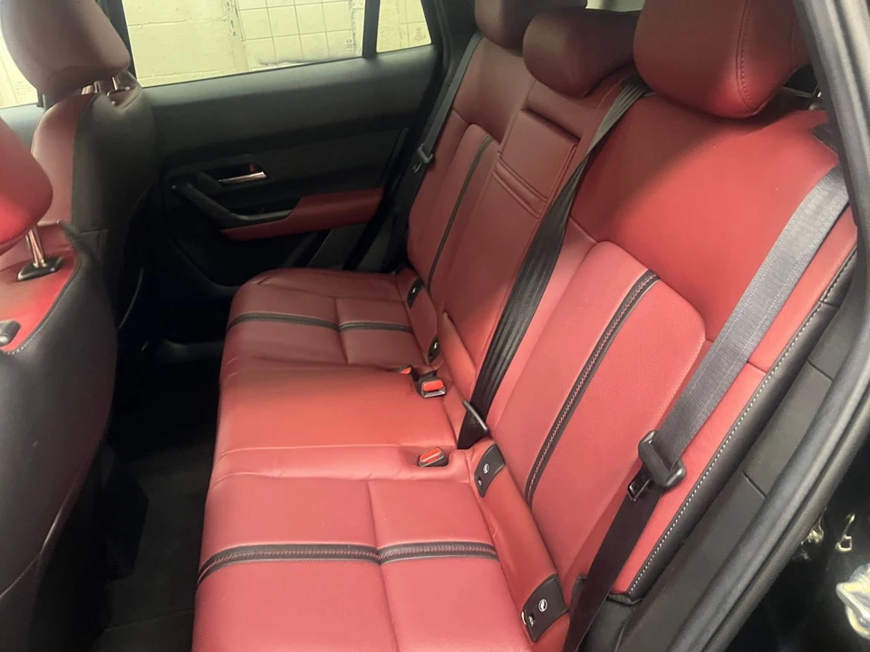 2025 Mazda CX-50 - Image 20 of 31
