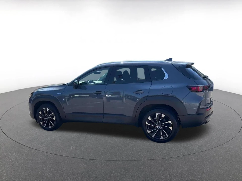 2025 Mazda CX-50 - Image 12 of 31