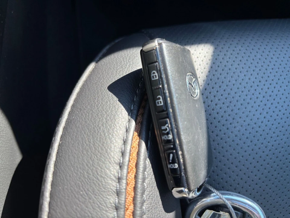2025 Mazda CX-50 - Image 24 of 31
