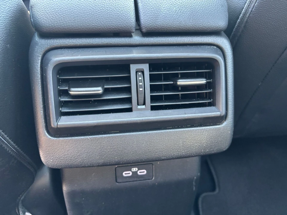 2025 Mazda CX-50 - Image 27 of 31