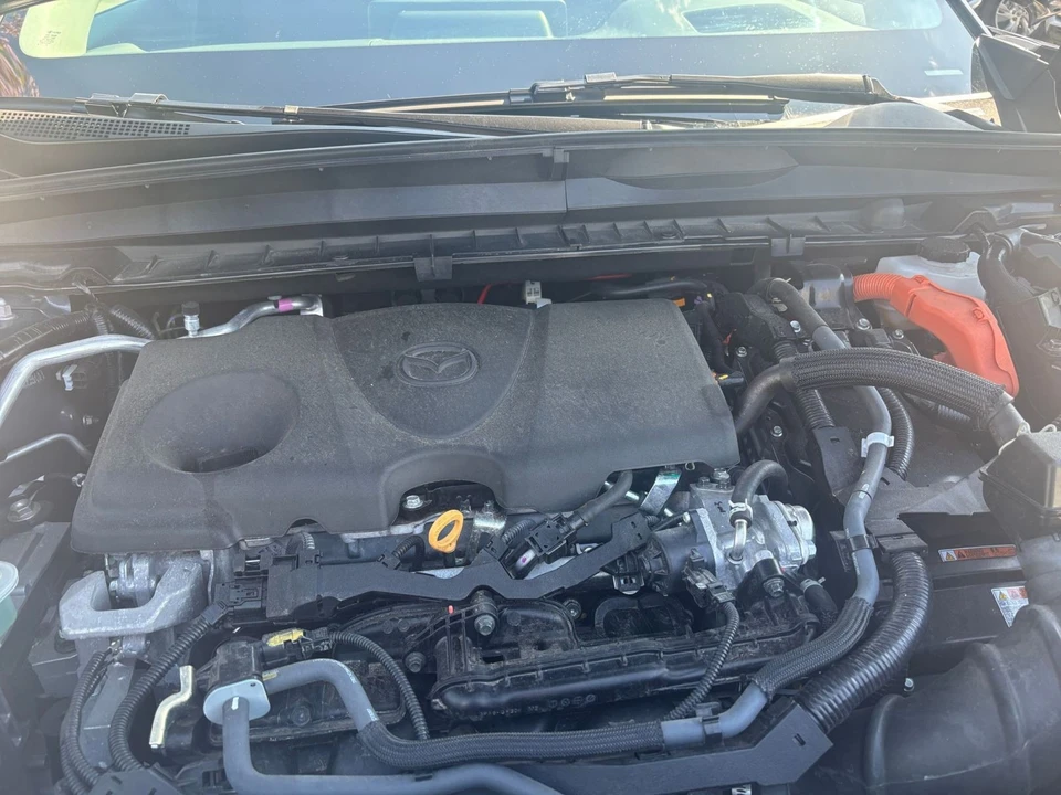 2025 Mazda CX-50 - Image 25 of 31