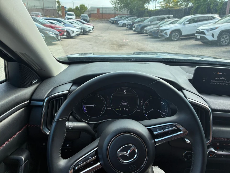 2025 Mazda CX-50 - Image 27 of 31