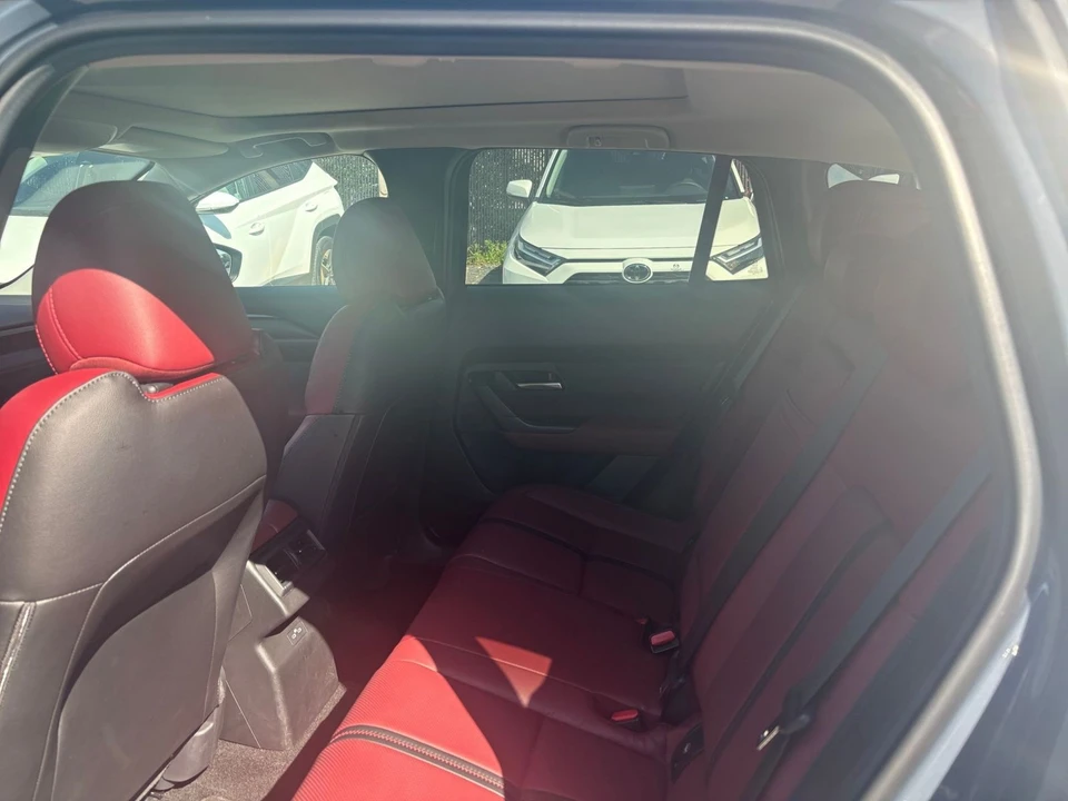 2025 Mazda CX-50 - Image 20 of 31