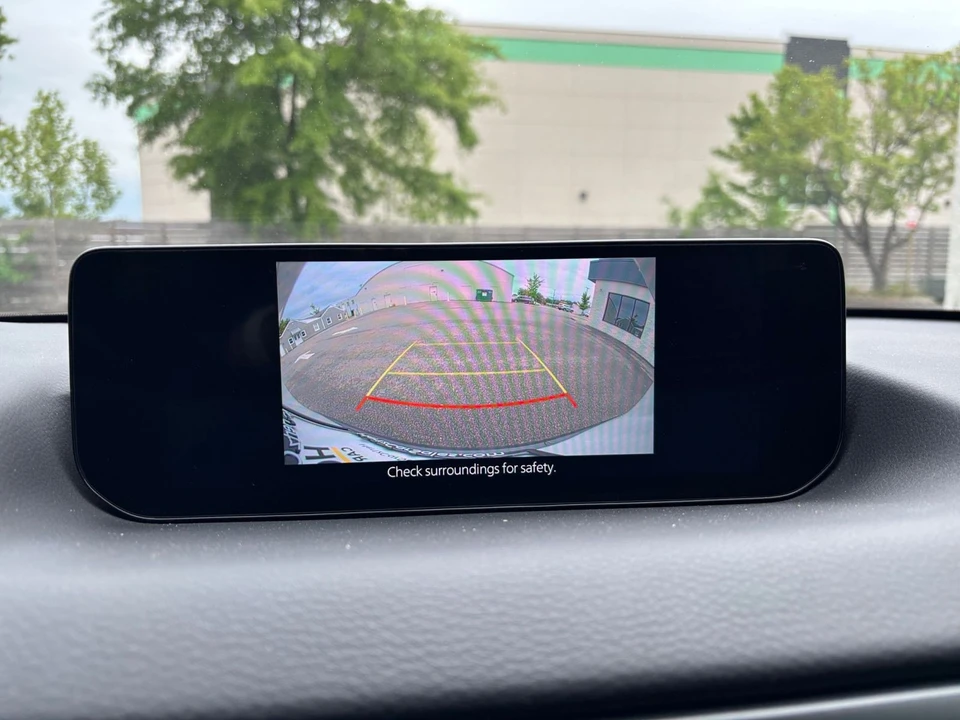 2025 Mazda CX-50 - Image 22 of 31