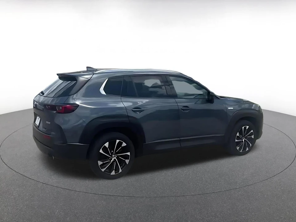 2025 Mazda CX-50 - Image 16 of 31