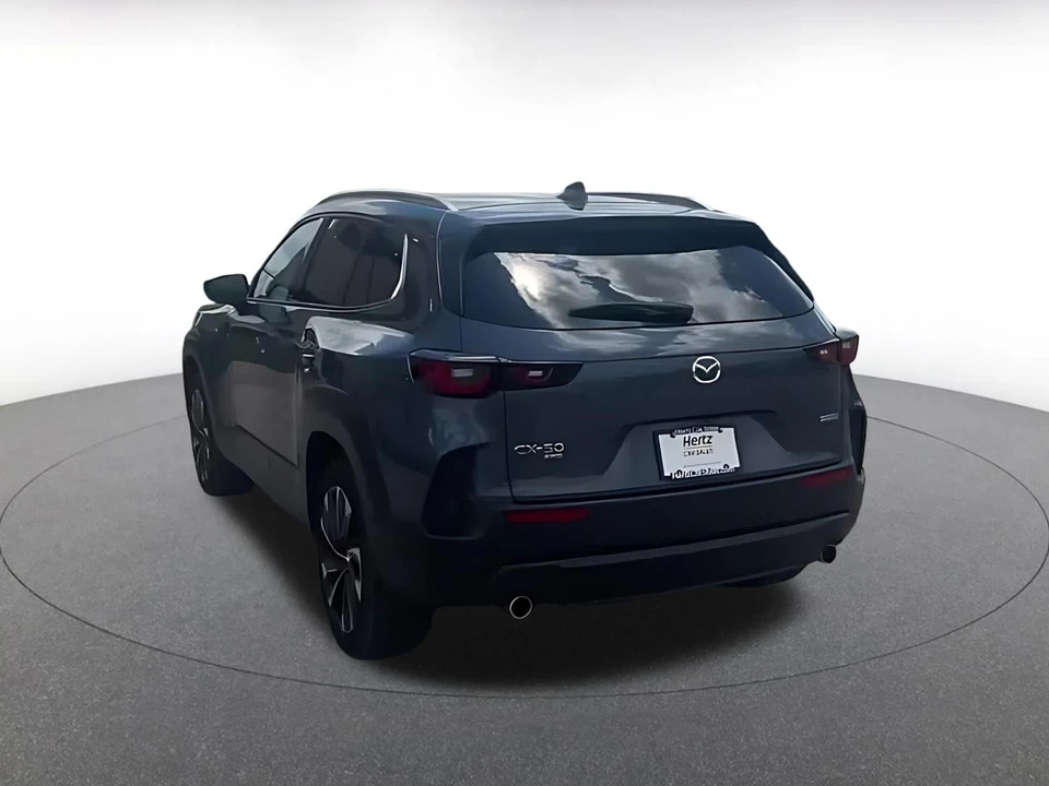 2025 Mazda CX-50 - Image 13 of 31
