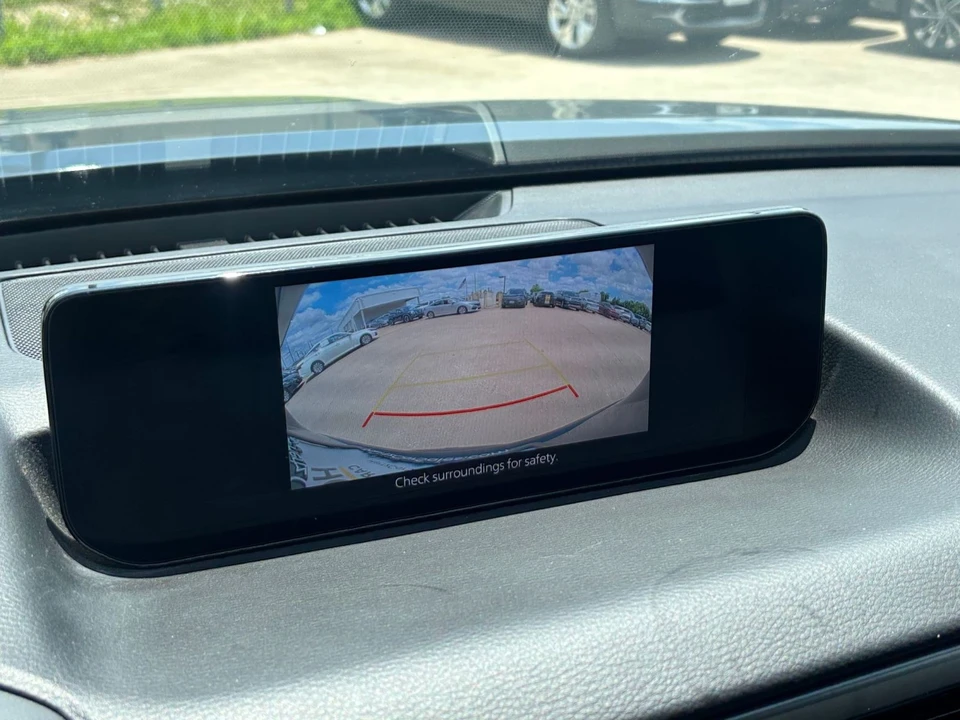 2025 Mazda - Image 23 of 31
