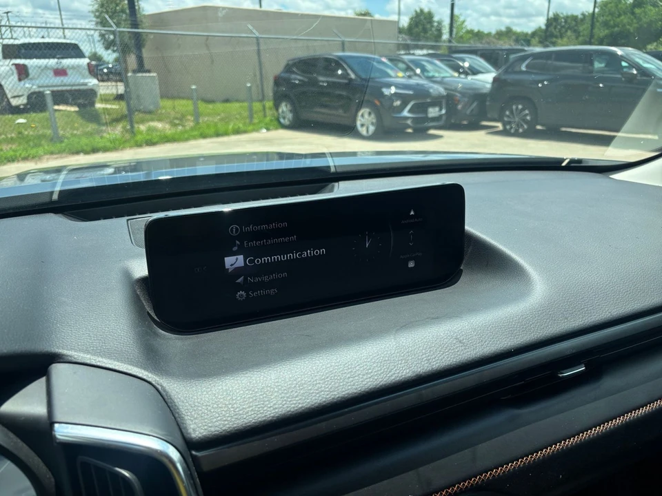 2025 Mazda CX-50 - Image 22 of 31