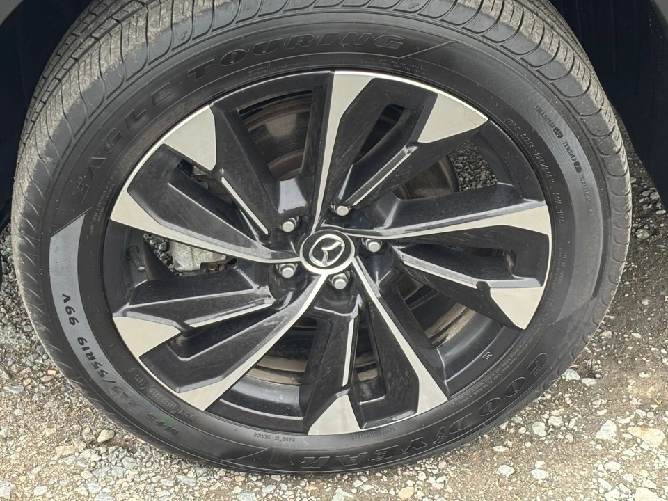 2025 Mazda CX-50 - Image 28 of 31
