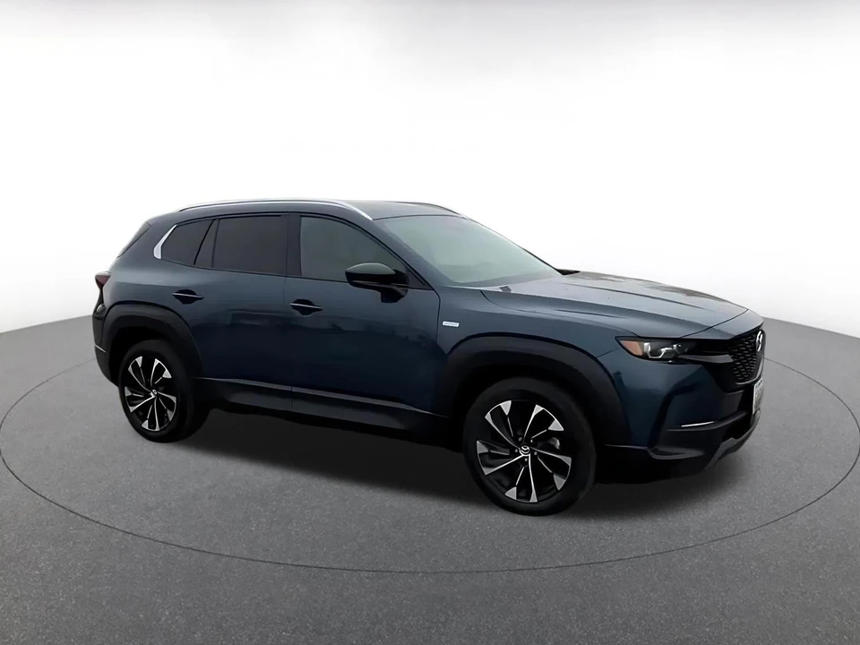 2025 Mazda CX-50 - Image 2 of 31