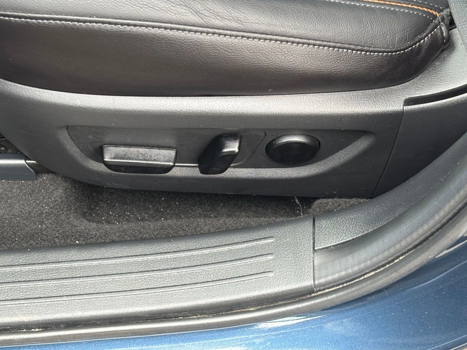 2025 Mazda CX-50 - Image 24 of 31