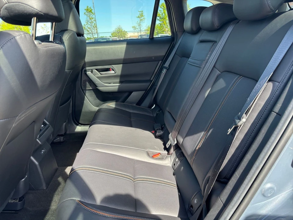2025 Mazda CX-50 - Image 27 of 31