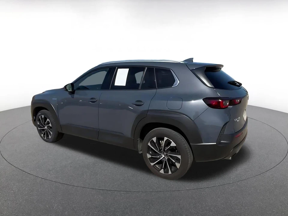 2025 Mazda CX-50 - Image 11 of 31