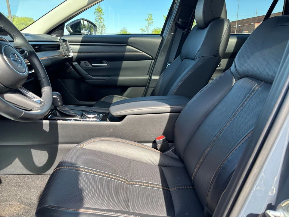 2025 Mazda CX-50 - Image 29 of 31