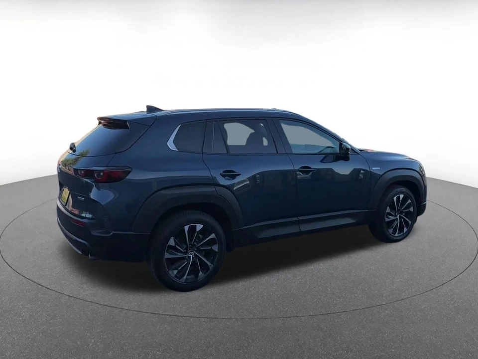 2025 Mazda CX-50 - Image 15 of 31