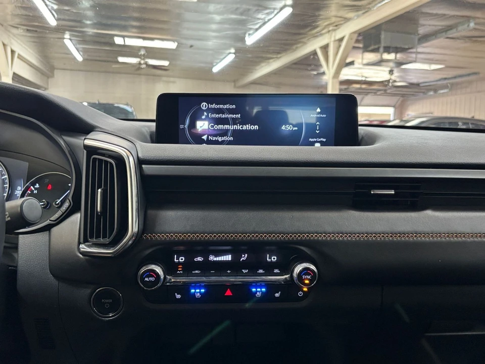 2025 Mazda CX-50 - Image 18 of 31
