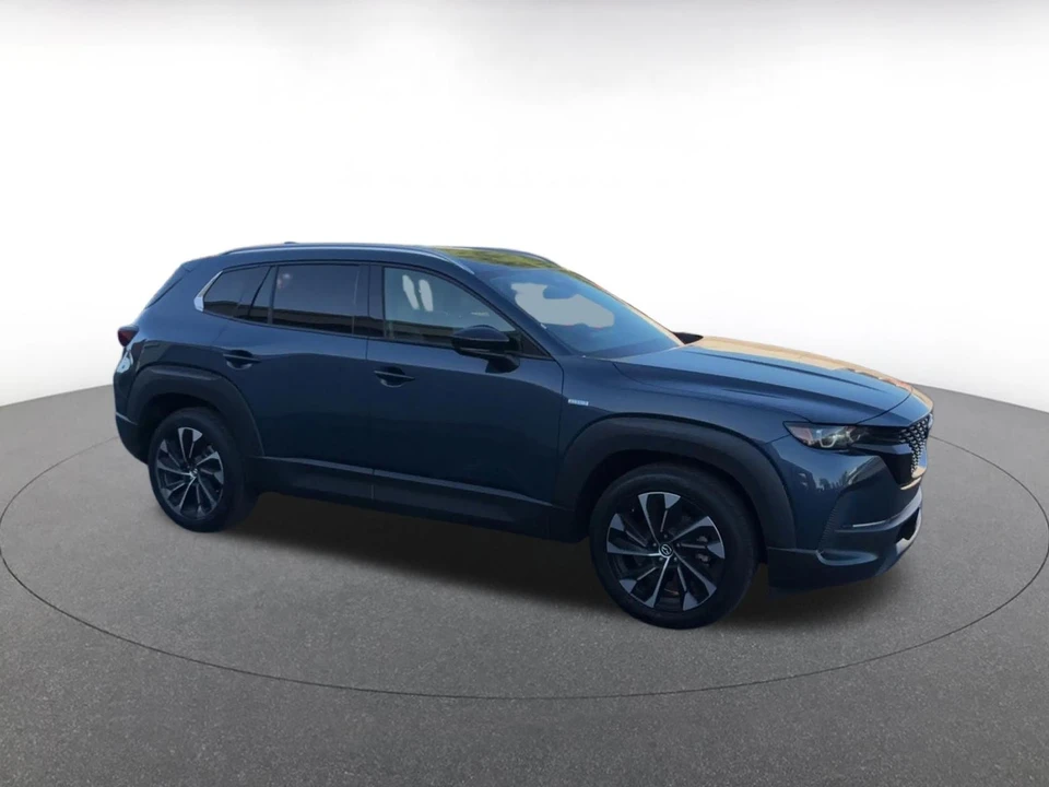 2025 Mazda CX-50 - Image 2 of 31