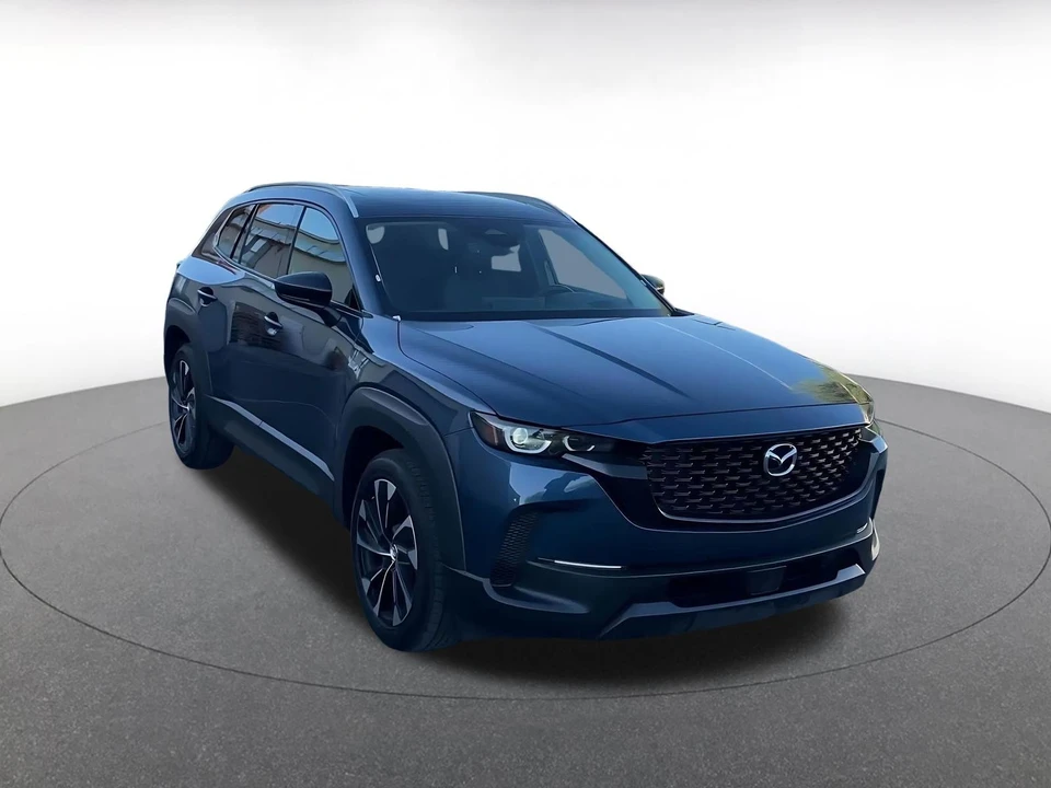 2025 Mazda CX-50 - Image 3 of 31