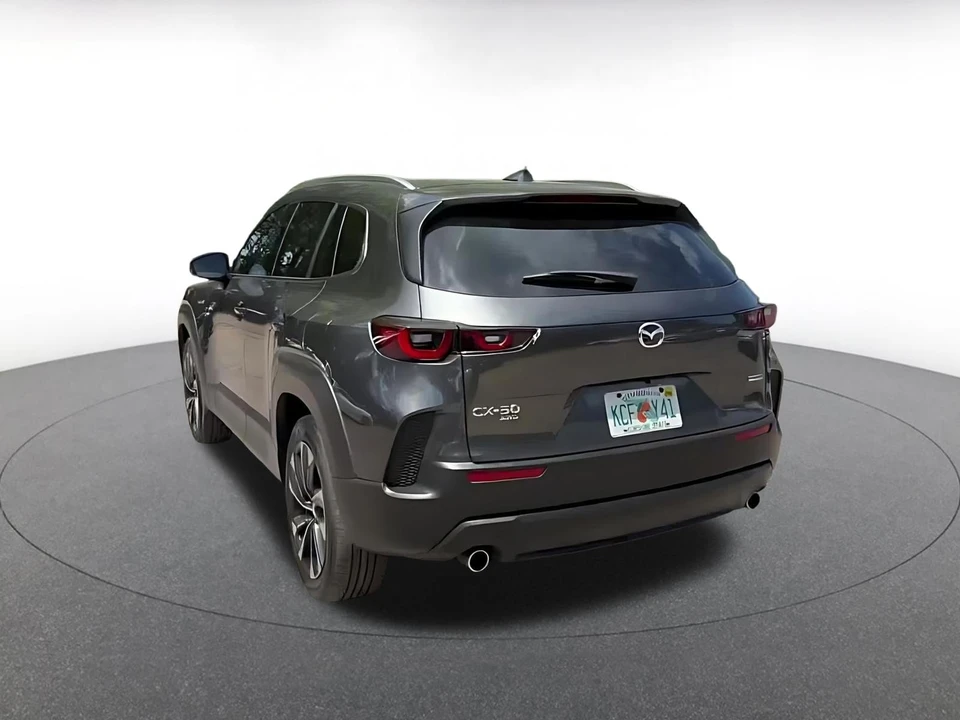 2025 Mazda CX-50 - Image 11 of 31