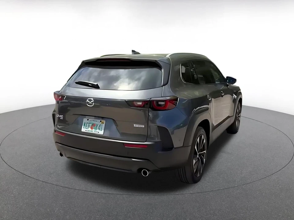2025 Mazda CX-50 - Image 14 of 31