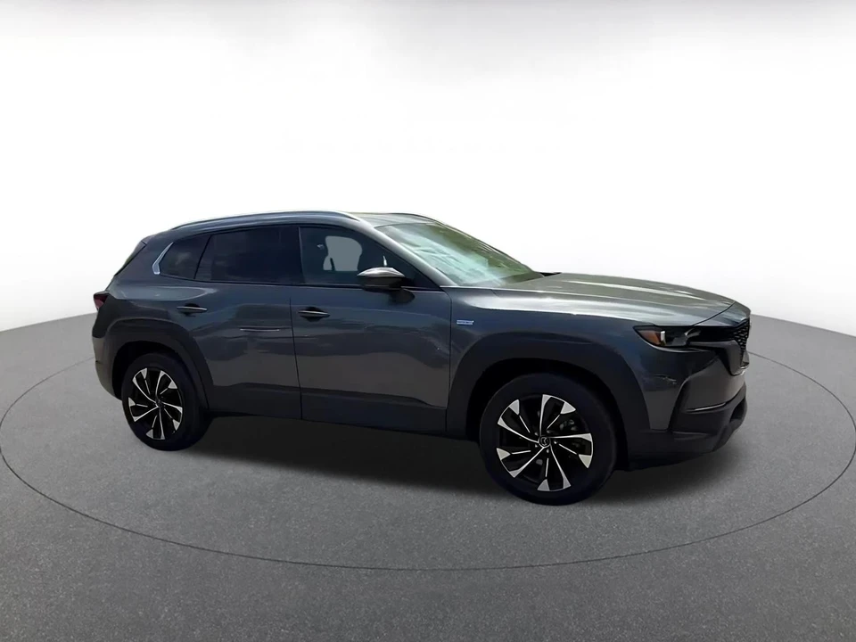 2025 Mazda CX-50 - Image 2 of 31