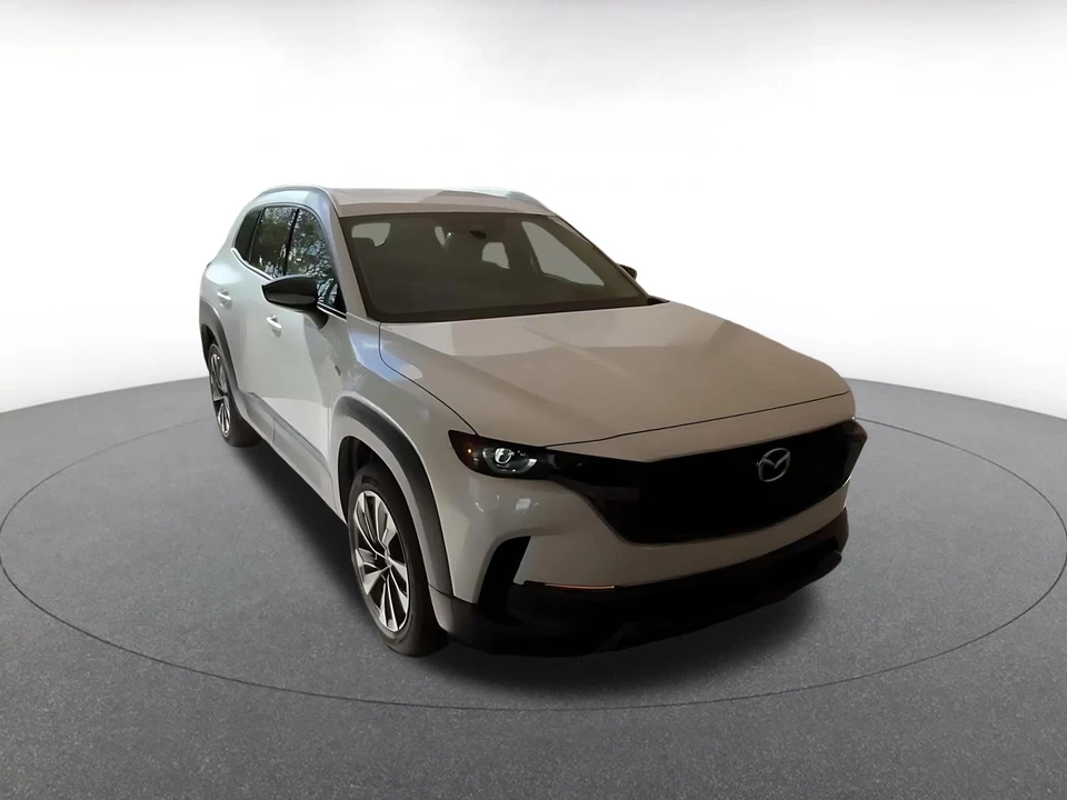 2025 Mazda CX-50 - Image 3 of 31