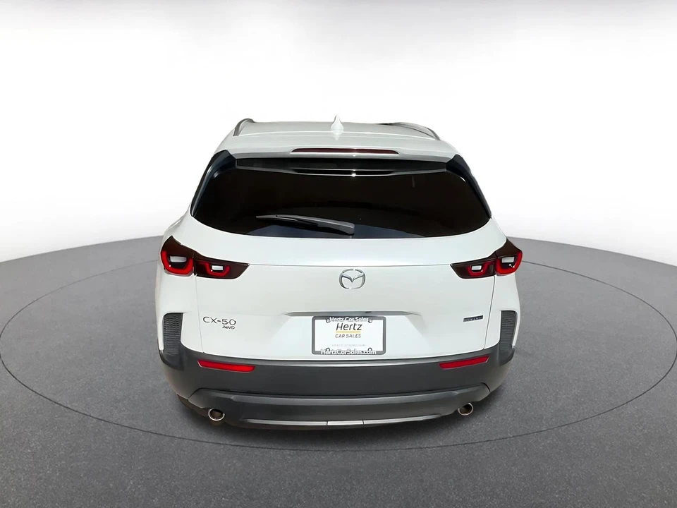 2025 Mazda CX-50 - Image 10 of 31
