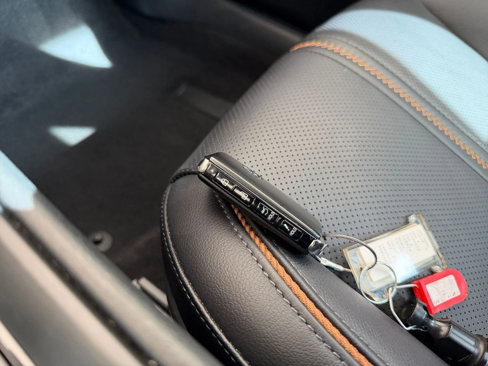 2025 Mazda CX-50 - Image 15 of 31