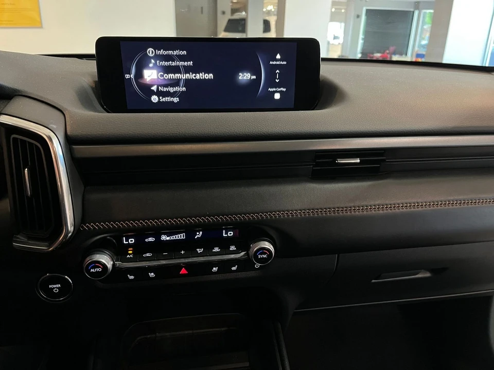 2025 Mazda CX-50 - Image 16 of 31