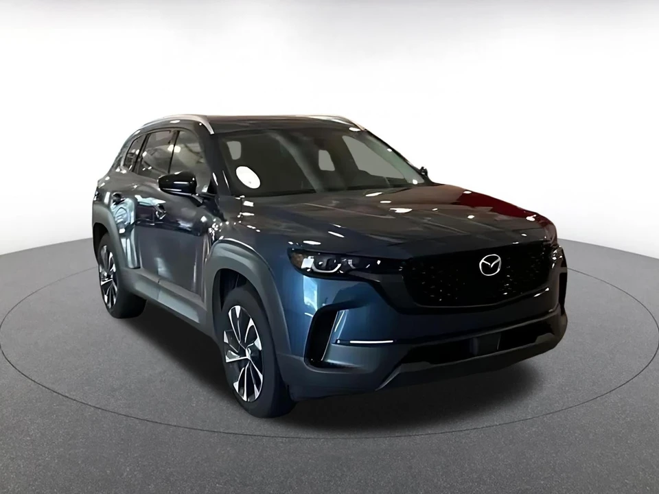 2025 Mazda CX-50 - Image 3 of 31