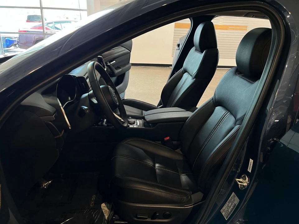 2025 Mazda CX-50 - Image 25 of 31