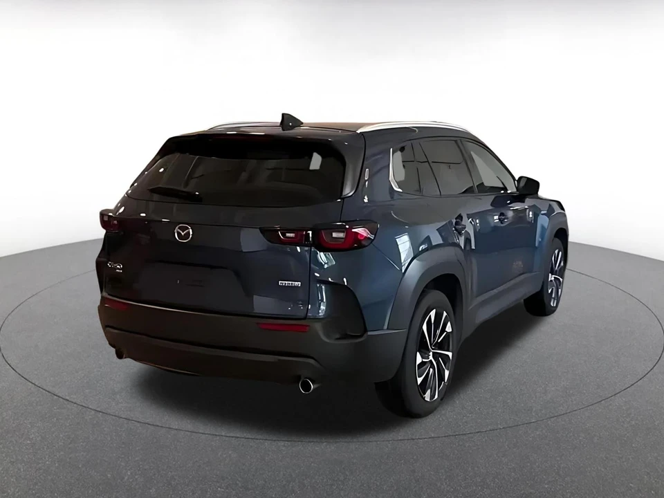 2025 Mazda CX-50 - Image 13 of 31