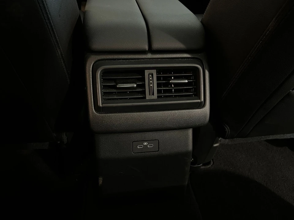 2025 Mazda CX-50 - Image 22 of 31