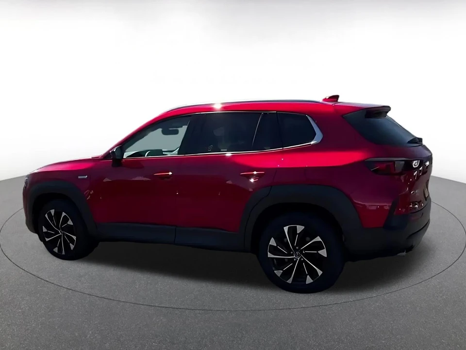 2025 Mazda CX-50 - Image 7 of 31