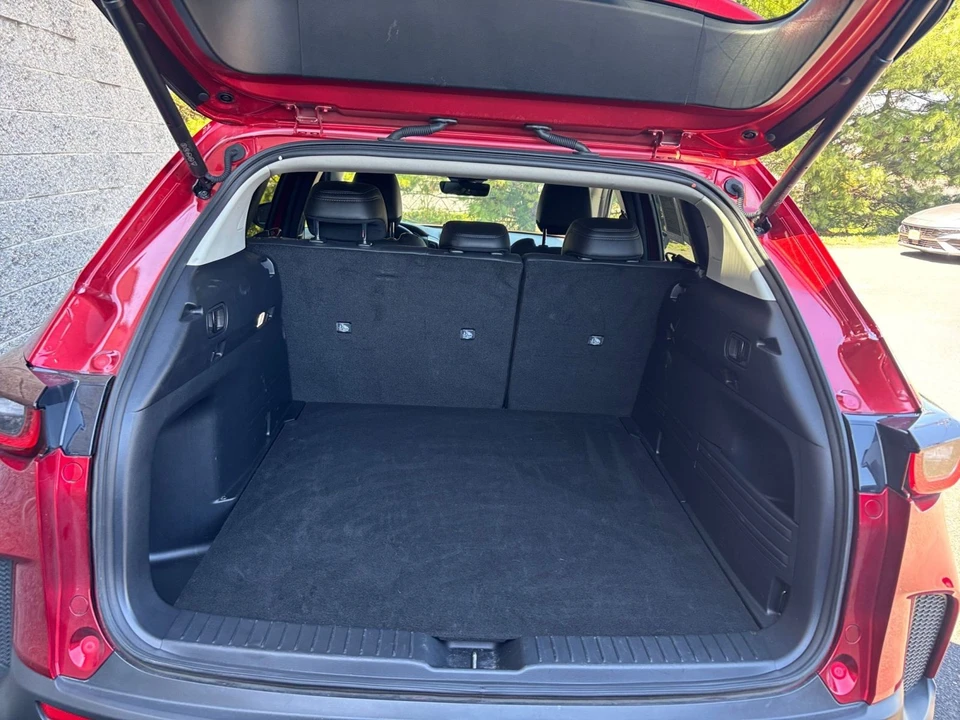 2025 Mazda CX-50 - Image 29 of 31