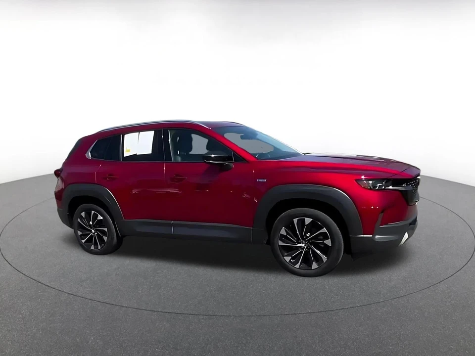 2025 Mazda CX-50 - Image 2 of 31