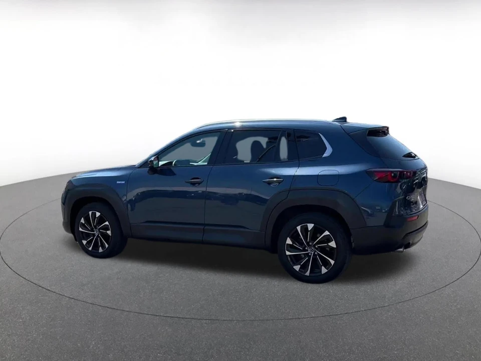 2025 Mazda CX-50 - Image 8 of 31