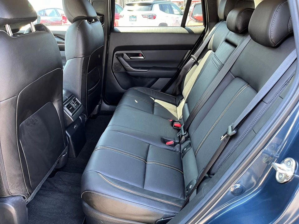 2025 Mazda CX-50 - Image 22 of 31