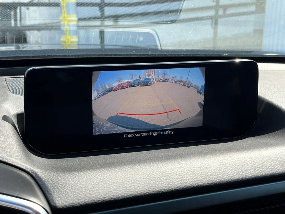 2025 Mazda CX-50 - Image 21 of 31