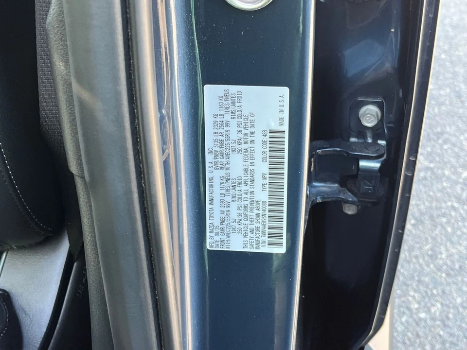 2025 Mazda CX-50 - Image 25 of 31