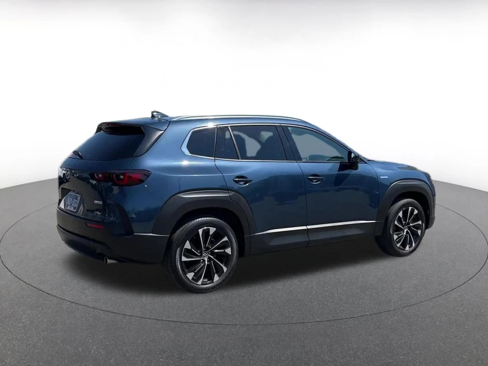 2025 Mazda CX-50 - Image 12 of 31