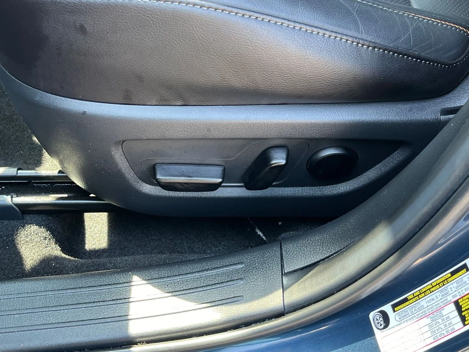 2025 Mazda CX-50 - Image 18 of 31