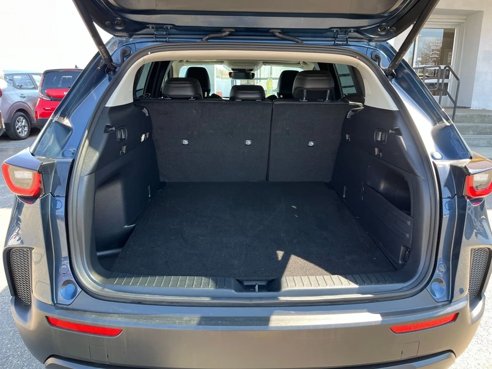2025 Mazda CX-50 - Image 27 of 31