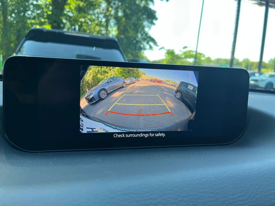 2025 Mazda CX-50 - Image 27 of 31