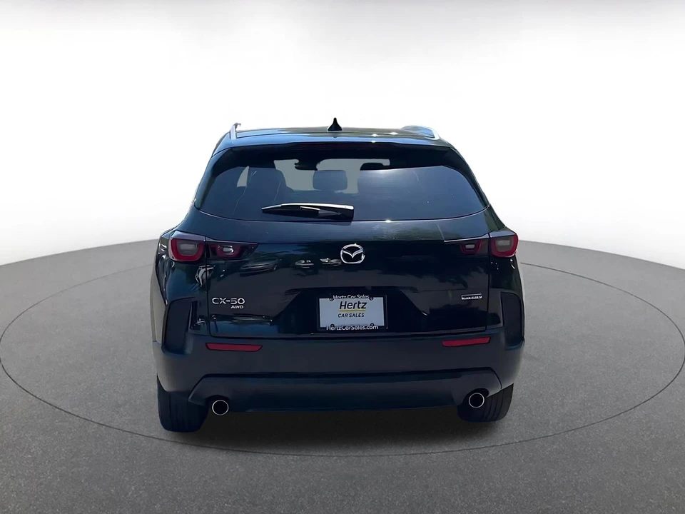 2025 Mazda CX-50 - Image 14 of 31